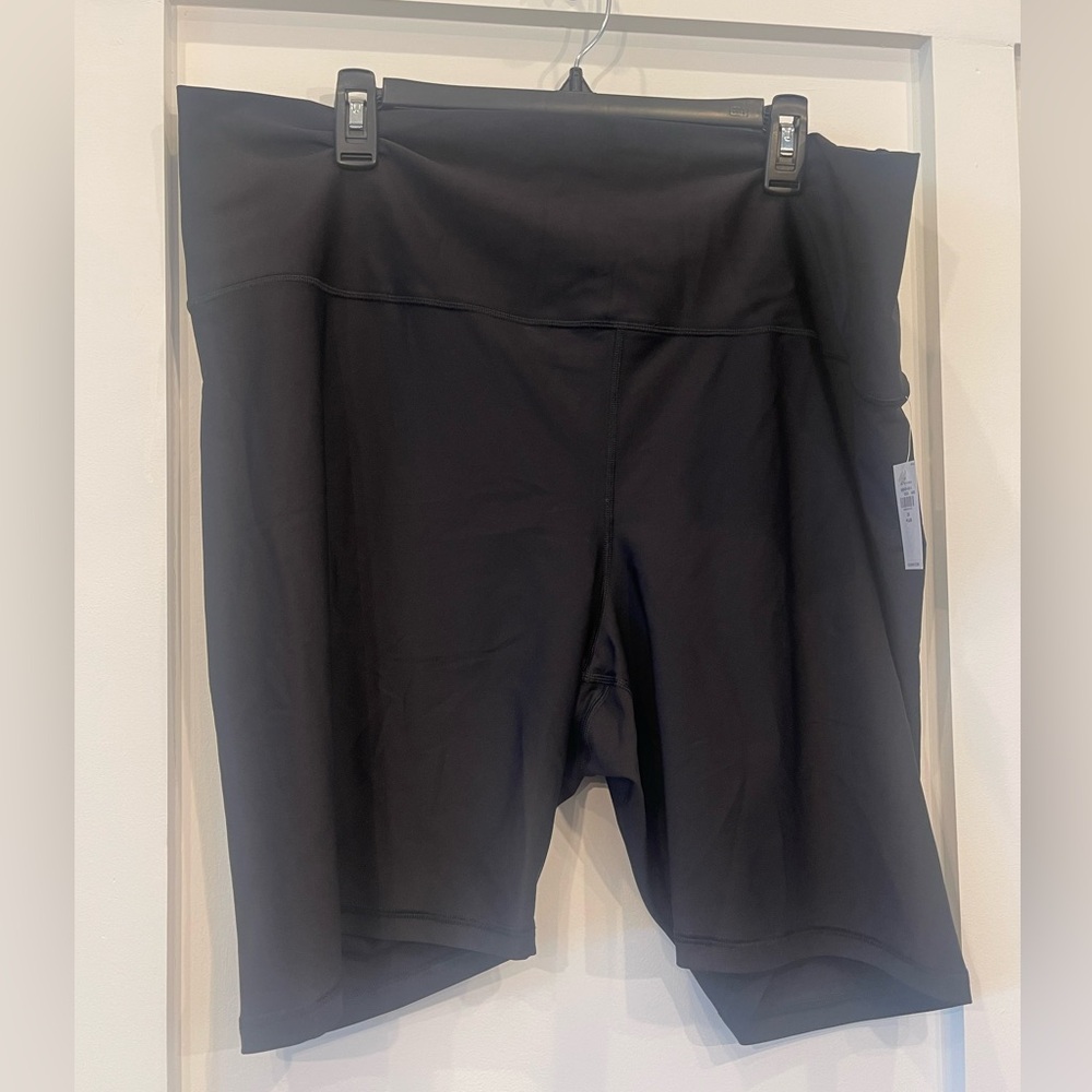 Old navy bicycle shorts